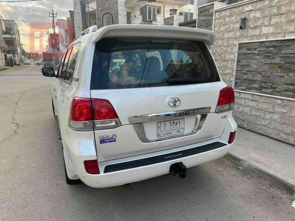 تويوتا لاندكروزر